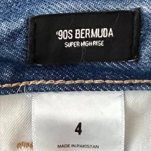 Express Women's 90s High Rise Distressed Belted Blue Denim Bermuda Size 4 NWOT - Picture 8 of 12